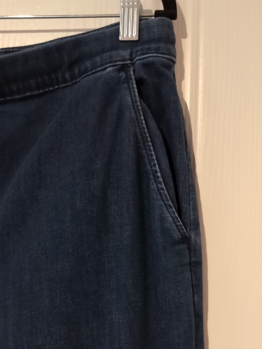 Chico's Pull On Wide Leg Jeans, 12 - Picture 6 of 9